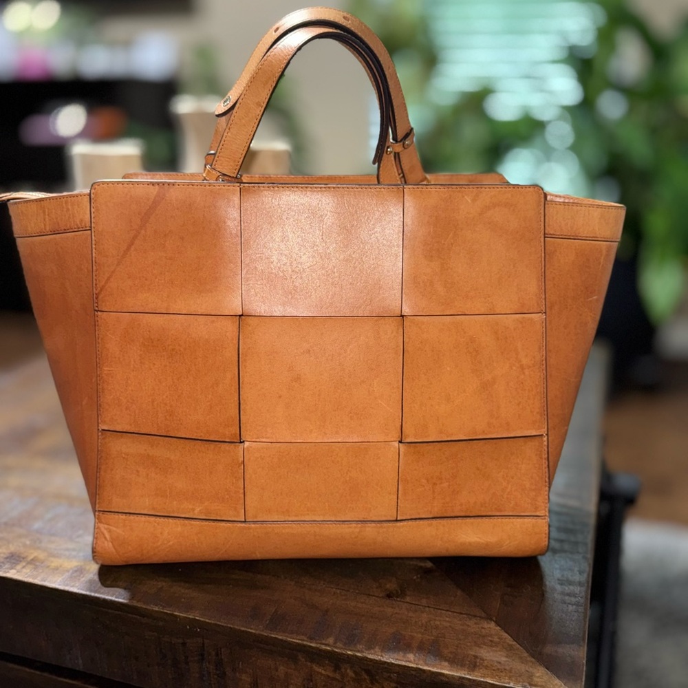 Brahmin Petra II Belo LARGE LEATHER Tote - Picture 2 of 16